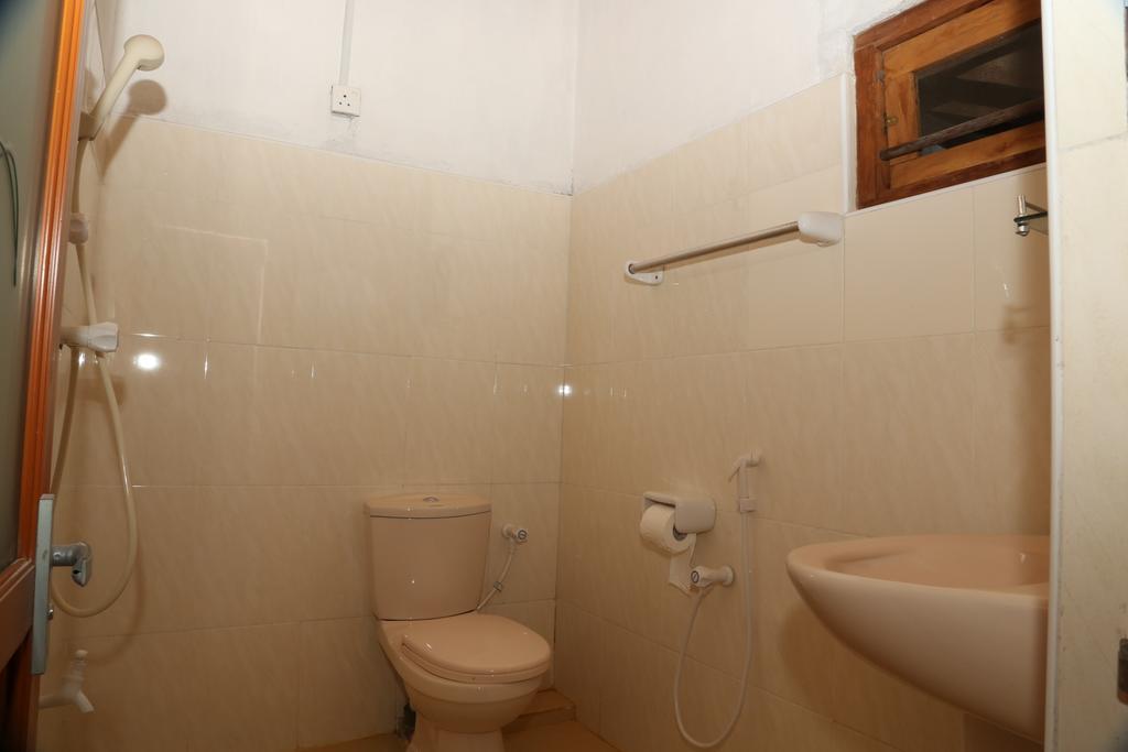 Rainbow Guest House Mirissa Esterno foto