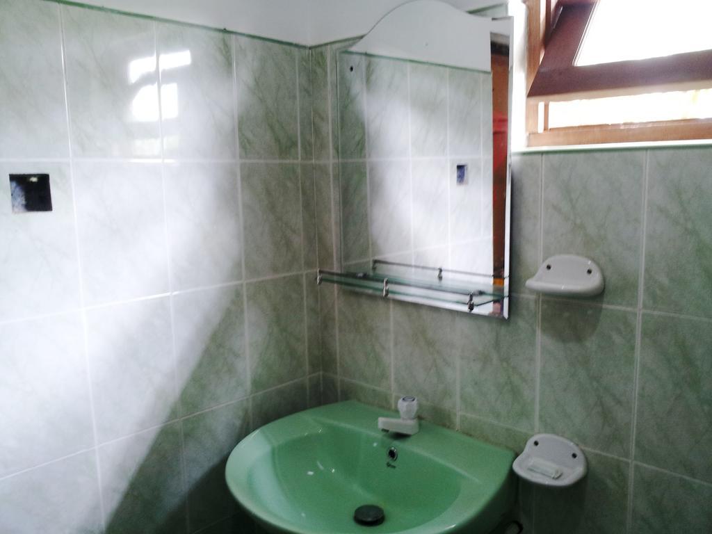 Rainbow Guest House Mirissa Esterno foto