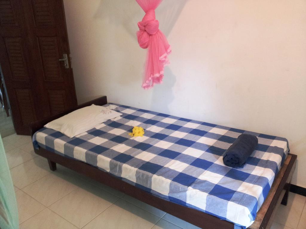 Rainbow Guest House Mirissa Esterno foto