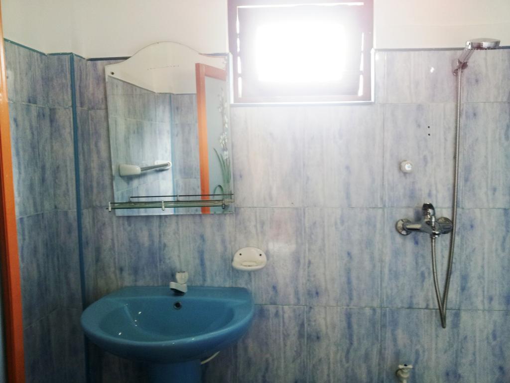 Rainbow Guest House Mirissa Esterno foto