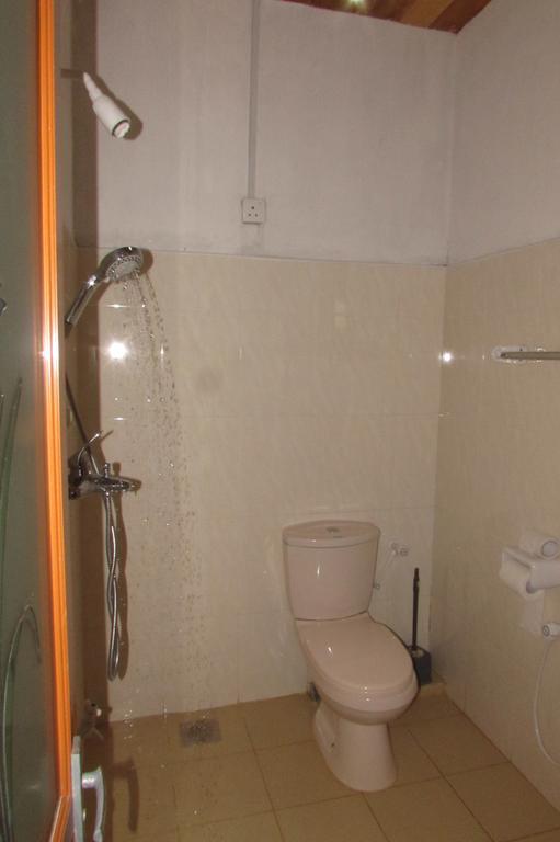 Rainbow Guest House Mirissa Esterno foto
